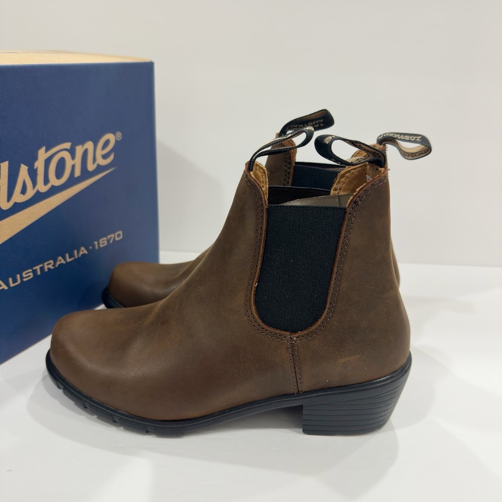 Blundstone 1673 Antique Brown Leather Chelsea Ankle Women’s Boots - Picture 9 of 9
